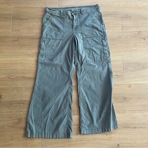 AE Snappy Stretch Low Rise Baggy Flare Pant - Womens 12 short